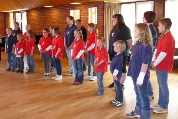 12. Mai 2012 - Schusterkinder im Gemeindehaus an der Stadtkirche Preetz